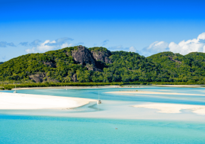 Airlie Beach Lagoon Guide for Tourists